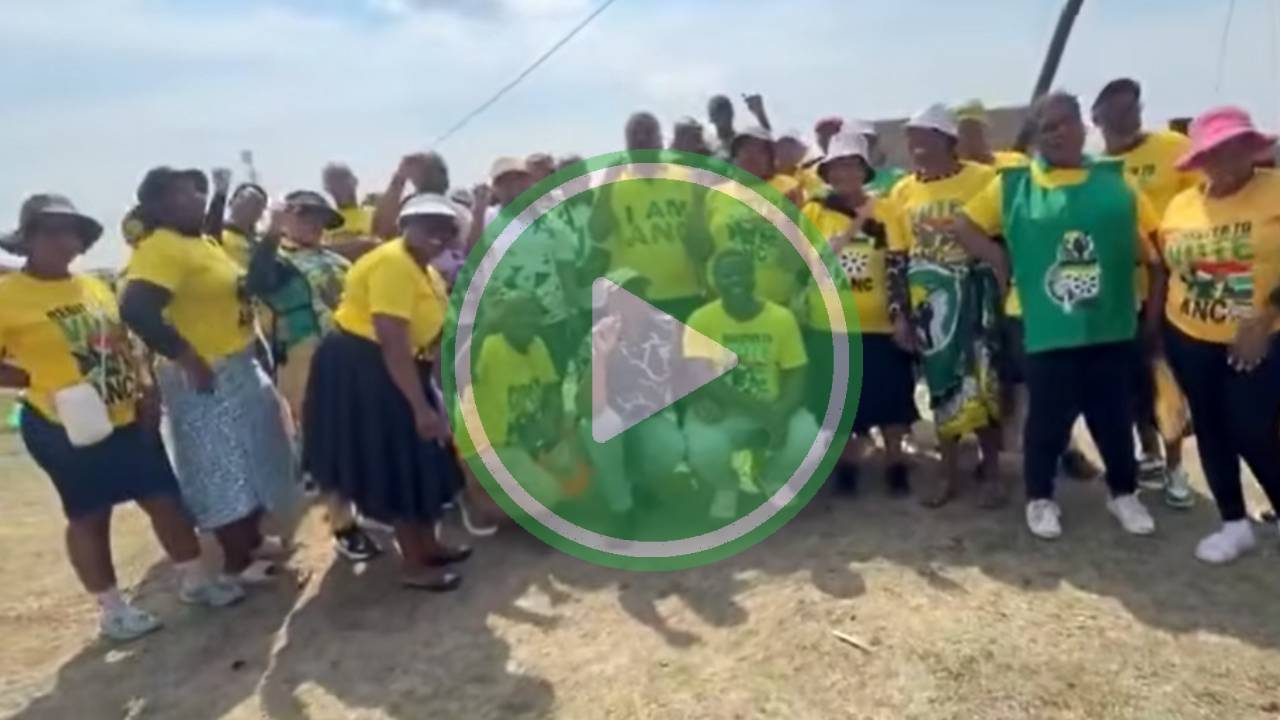 [BUKA] USipho Hlomuka nethimba bavakashele eNdumeni klwesenkosi uBhambatha